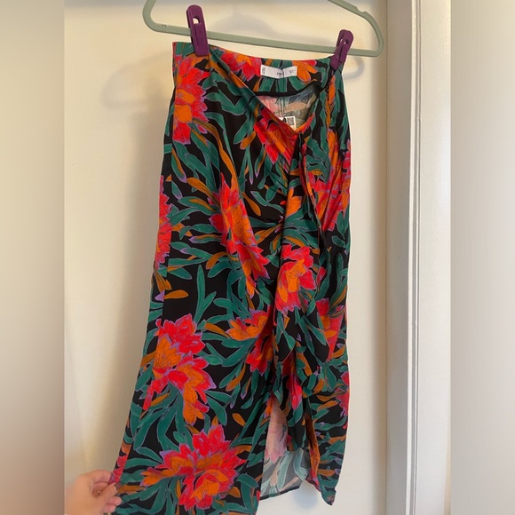 NWT Mango tropical printed skirt with bow Medium - Picture 3 of 9